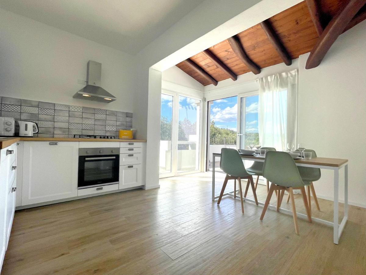 Naked House Sardinia Apartment บารีซาร์โด ภายนอก รูปภาพ