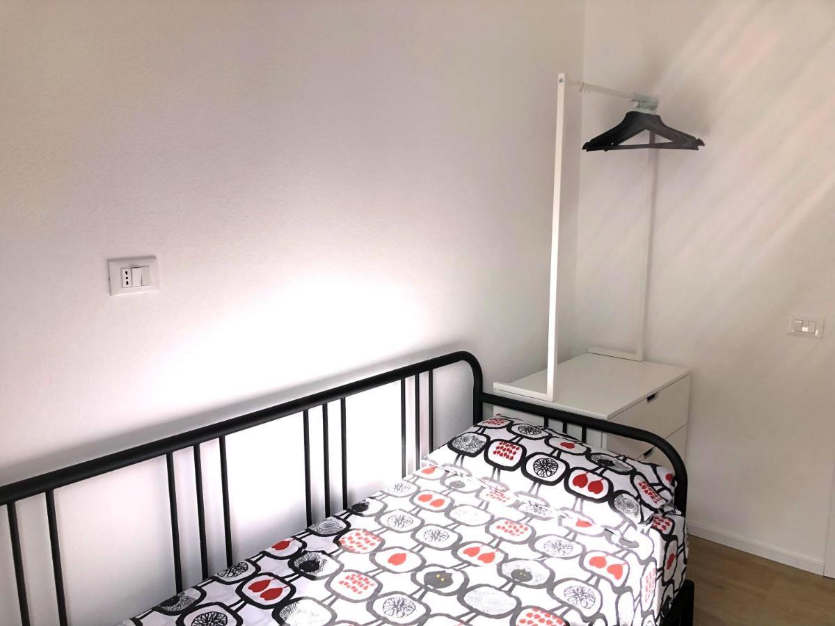 Naked House Sardinia Apartment บารีซาร์โด ภายนอก รูปภาพ