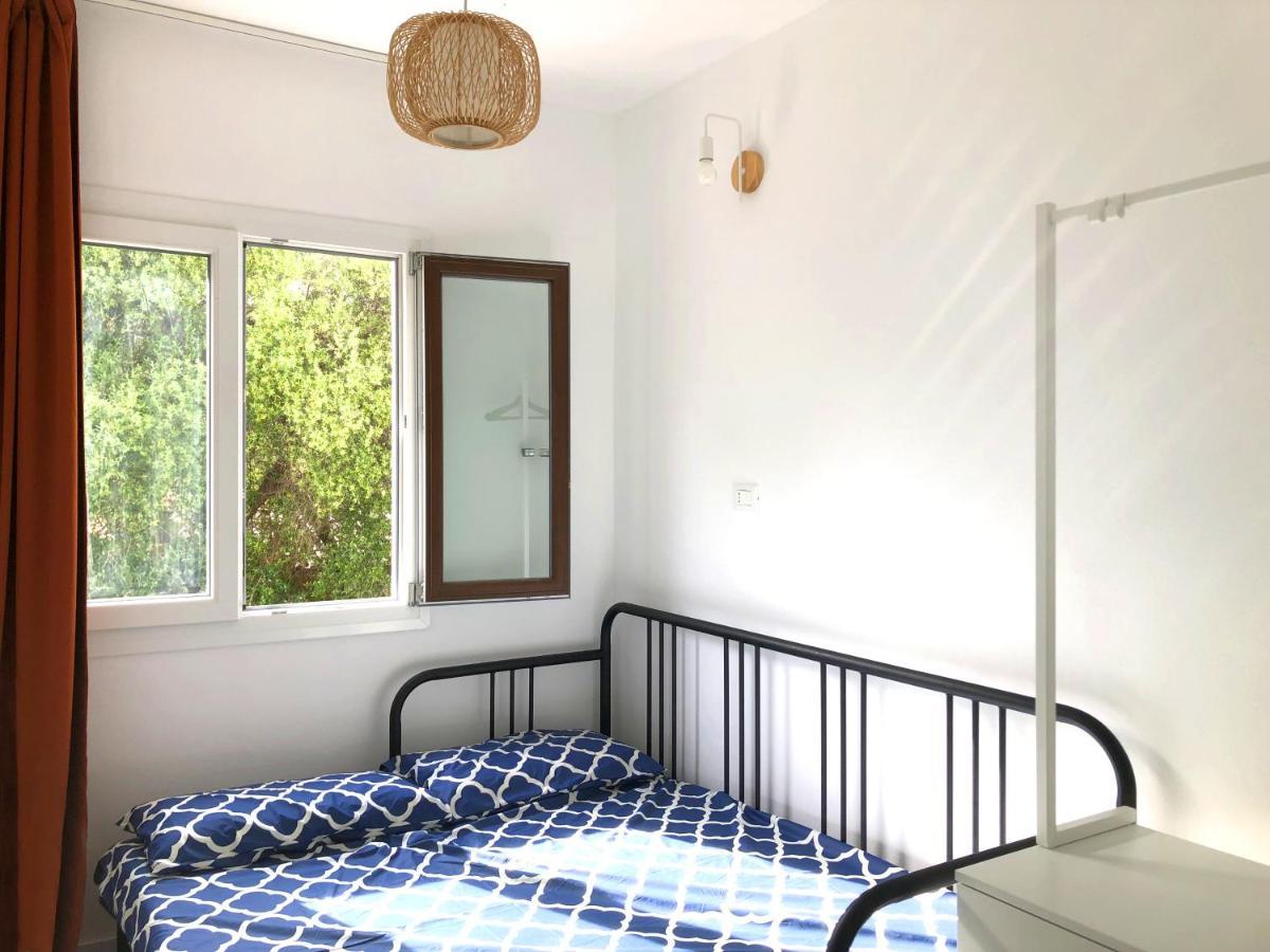 Naked House Sardinia Apartment บารีซาร์โด ภายนอก รูปภาพ